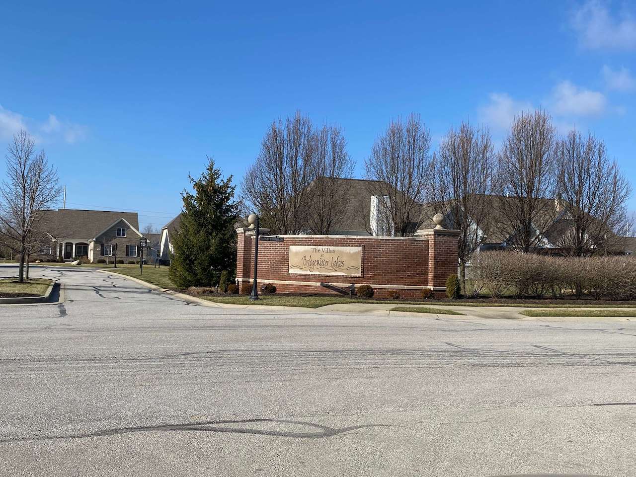 The Village of Bridgewater Lakes Sign